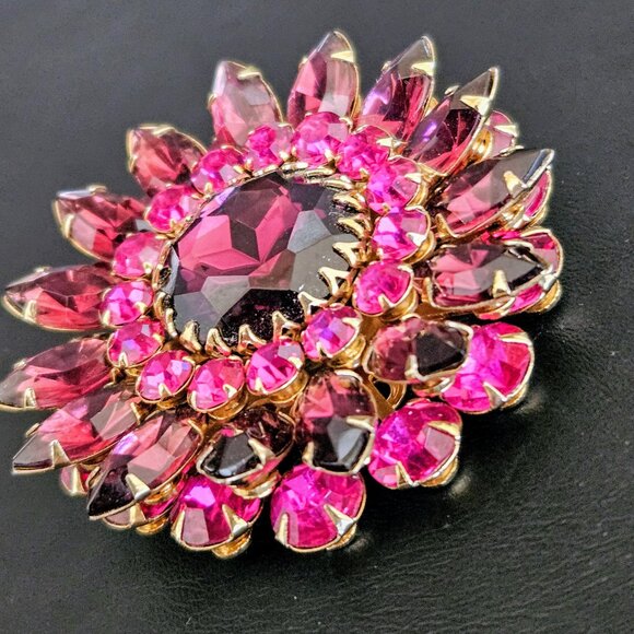 Vintage Judy Lee Fuchsia & Purple Rhinestone Brooch Pin - Picture 7 of 9